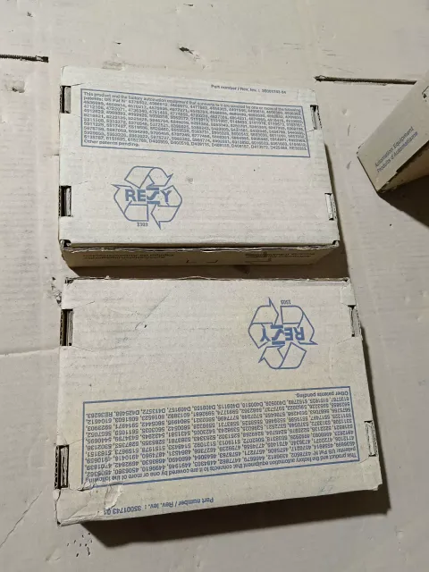 Schneider Electric / Modicon TSXDSY16T2 Industrial Automation Component product photo 2