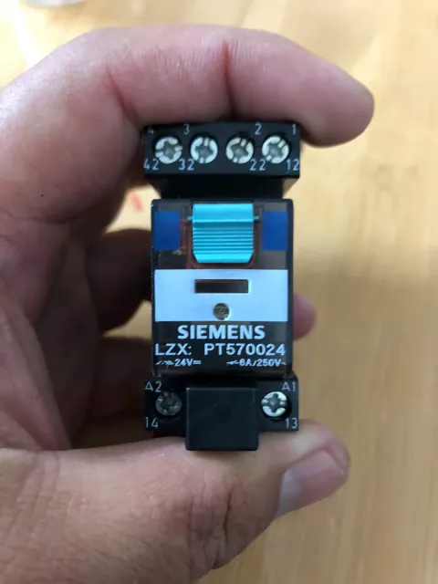 SIEMENS PT570024 Industrial Relay product photo 1