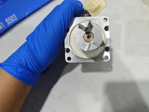 Panasonic / Matsushita MSMA022A1E Motor & Drive Component product photo 4