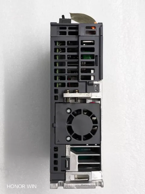 Mitsubishi Electric MR-J4-100B Motor & Drive Component — product photo 2 of 20