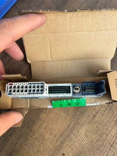 Siemens 6ES7193-6BP00-0DA0 Industrial Automation Component product photo 4