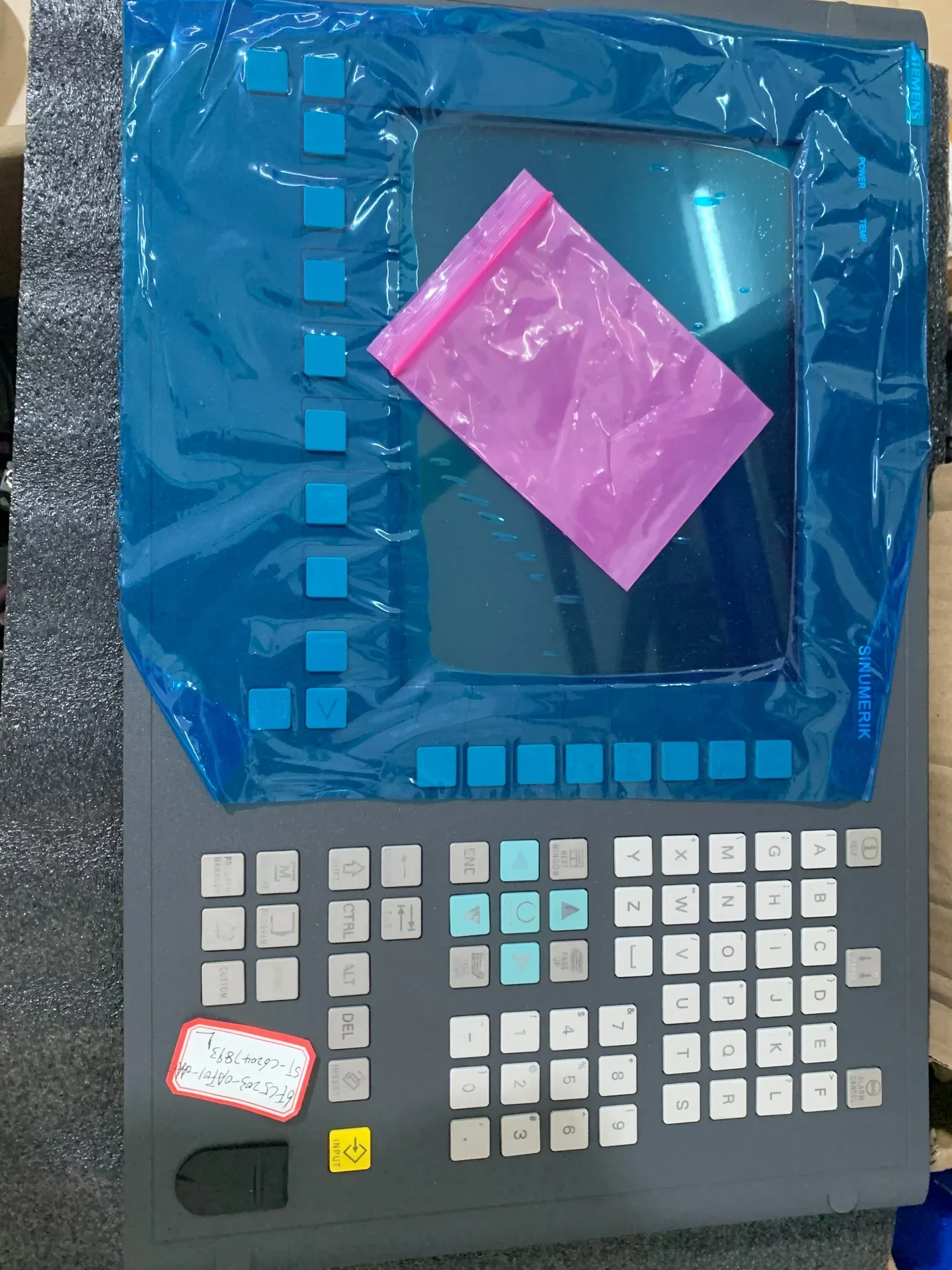 Siemens 6FC5203-0AF01-0AA0 Industrial Automation Component — product photo 1 of 2