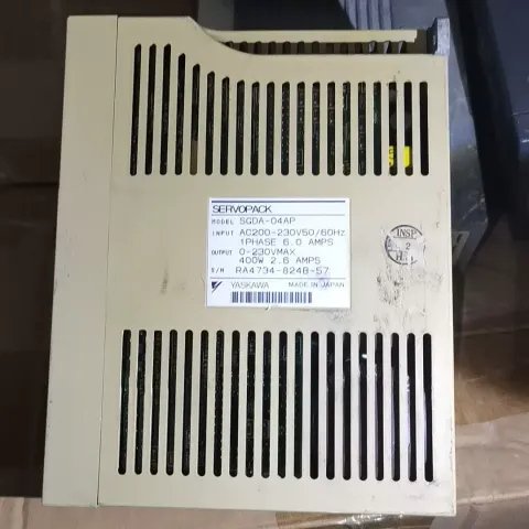 Yaskawa SGDA-04AP Motor & Drive Component product photo 2