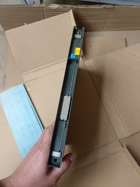 Siemens 6ES7422-1HH00-0AA0 Industrial Relay — product photo 18 of 20