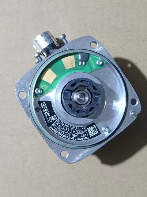 Siemens / Heidenhain 6FX2001-5JE22-3QA0 / Heidenhain ID 736080-05 Industrial Encoder product photo 6