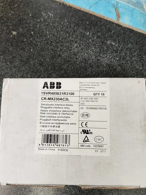 ABB 1SVR405631R3100 Industrial Relay product photo 1