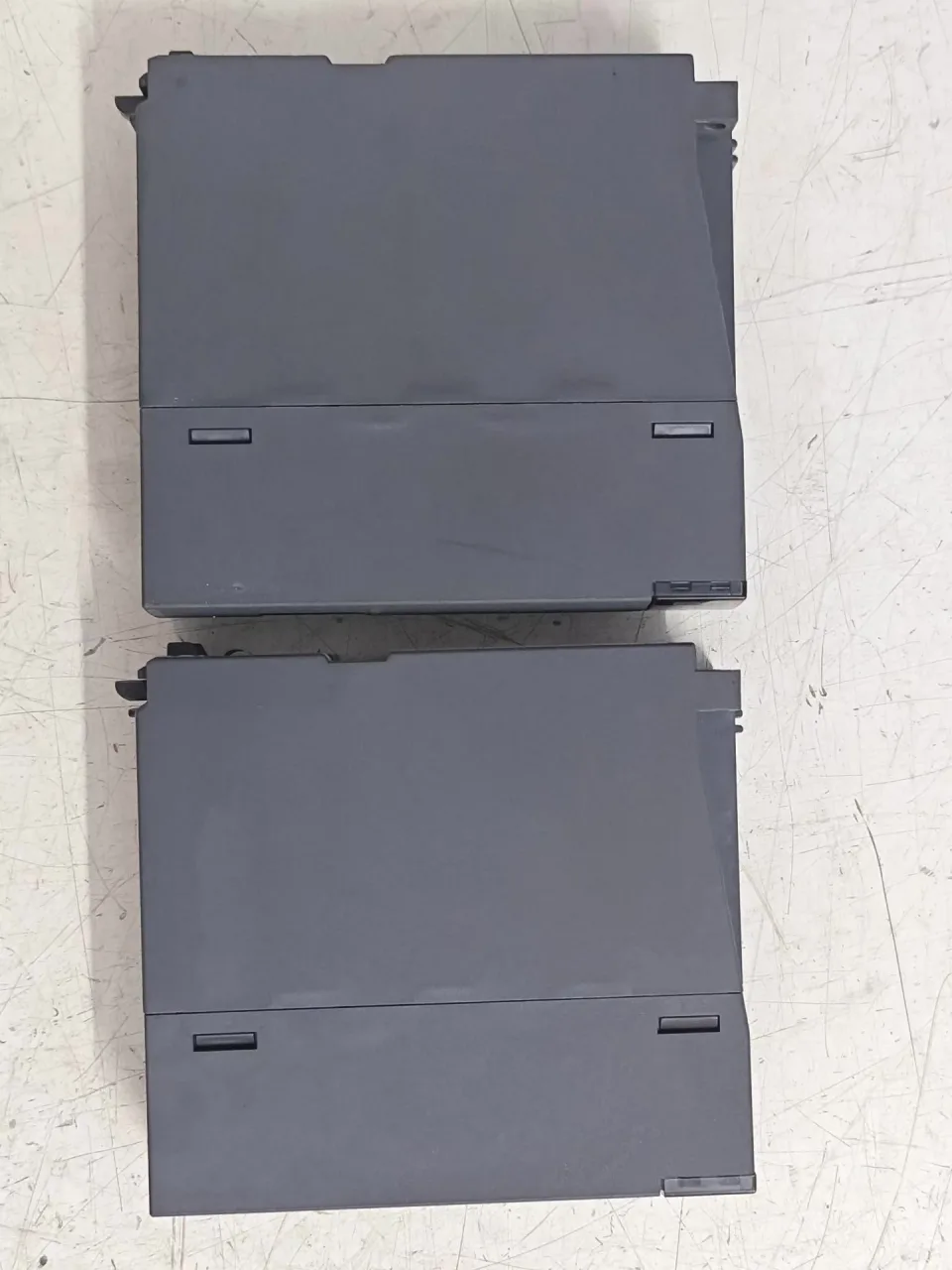 Mitsubishi Electric QJ71E71-100 PLC Module — product photo 1 of 52