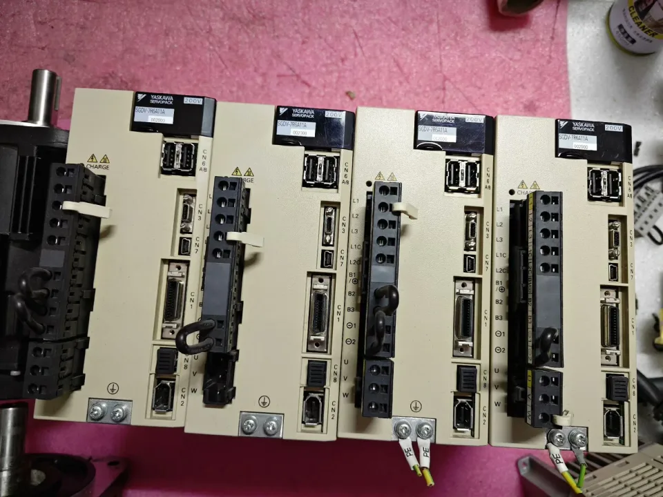 Yaskawa SGDV-7R6A11A002E Motor & Drive Component product photo 1