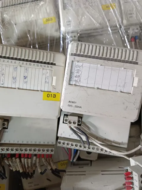 ABB DI801 / 3BSE020508R1 I/O Module product photo 3