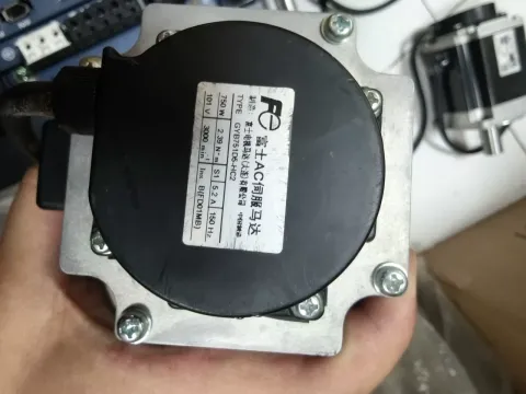 White Label RYT751F5-VV2 / GYB751D5-HC2 Motor & Drive Component product photo 6