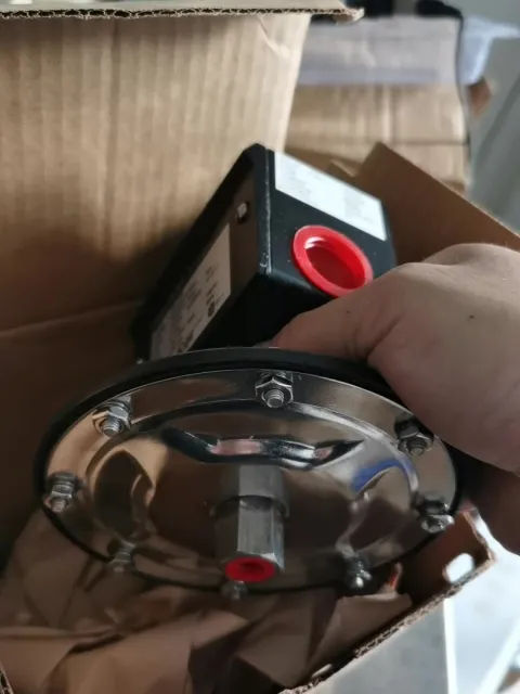 ASHCROFT B427V XFSTA Industrial Sensor product photo 4