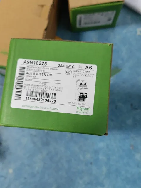 Schneider Electric A9N18225 Industrial Automation Component product photo 1