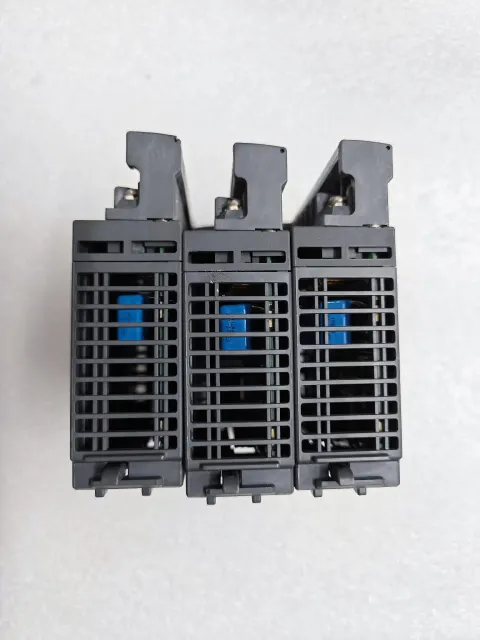 Mitsubishi Electric QX10 Industrial Automation Component — product photo 2 of 24