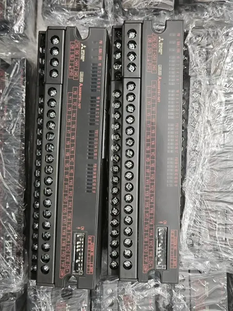Mitsubishi Electric AJ65SBTB1-32T Industrial Automation Component — product photo 34 of 49
