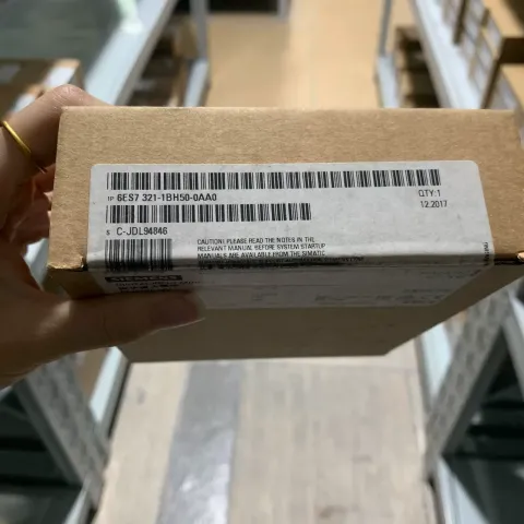 Siemens 6ES7321-1BH50-0AA0 Industrial Automation Component — product photo 3 of 6