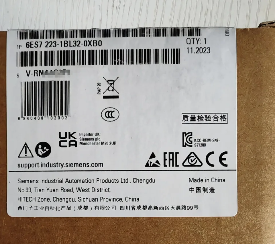 Siemens 6ES7223-1BL32-0XB0 I/O Module product photo 1