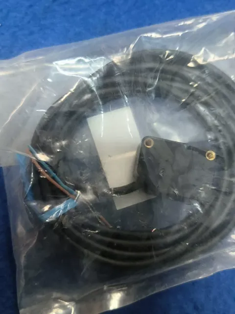 SENPUM PC2-CS003N Industrial Sensor product photo 3