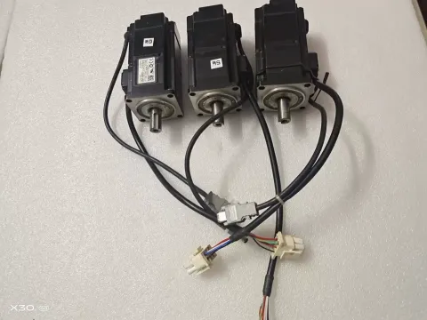 Yaskawa SGMJV-02ADE6E Motor & Drive Component product photo 2