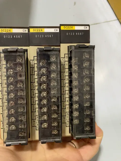 OMRON C200H-OC224 PLC Module — product photo 8 of 10