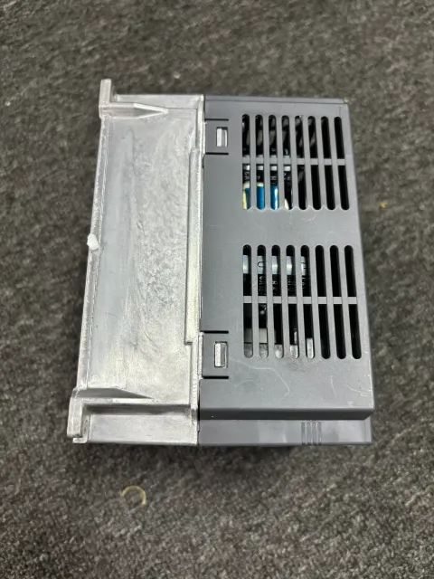 Mitsubishi Electric FR-E740-0.4K-CHT Motor & Drive Component — product photo 7 of 9