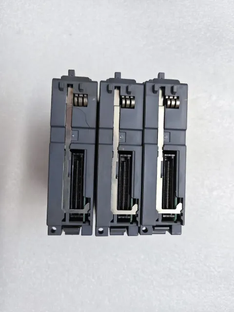 Mitsubishi Electric QX10 Industrial Automation Component — product photo 3 of 24