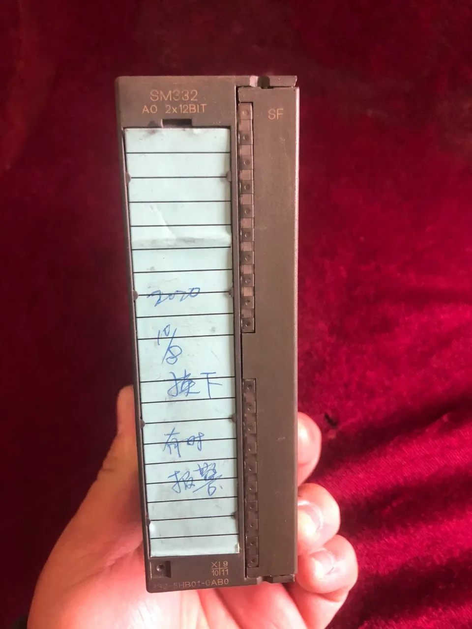 Siemens 6ES7332-5HB01-0AB0 Industrial Automation Component product photo 1