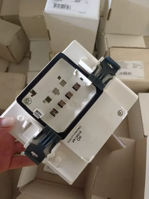 Schneider Electric KNB32CM55 Industrial Automation Component product photo 5