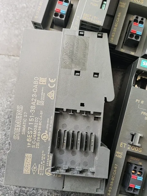 Siemens 6ES7151-3BA23-0AB0 I/O Module product photo 2
