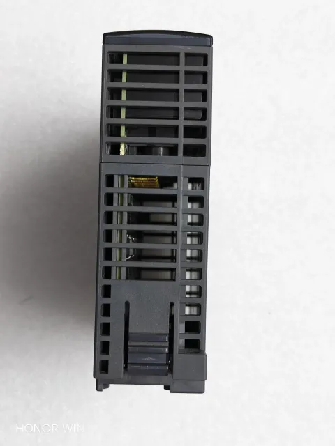 Mitsubishi Electric QX40 Industrial Automation Component — product photo 23 of 57