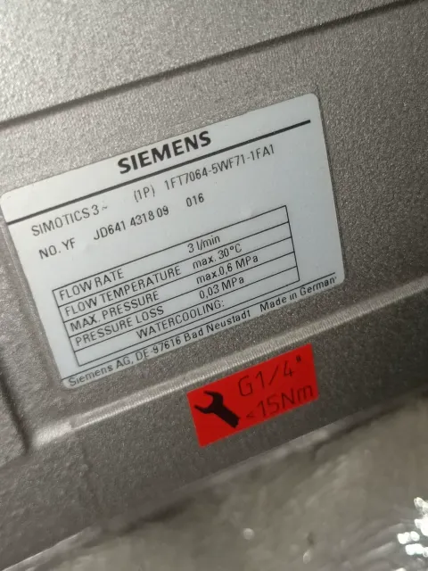 Siemens 1FT7064-5WF71-1FA1 Motor & Drive Component — product photo 18 of 32