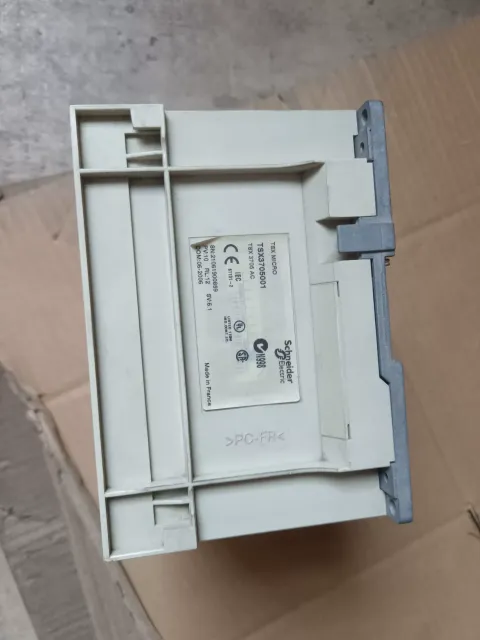 Schneider Electric / Telemecanique TSX3705001 PLC Module product photo 3