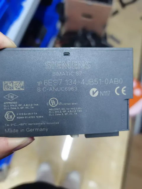 Siemens 6ES7134-4JB51-0AB0 Industrial Automation Component product photo 1