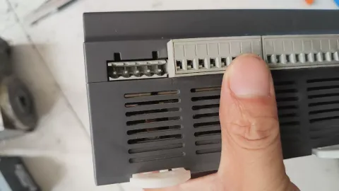 Delta DVP32ES200R PLC Module product photo 8
