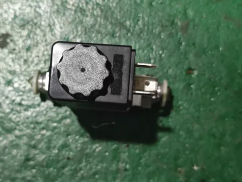 AirTAC 2V025-08 Industrial Automation Component product photo 5