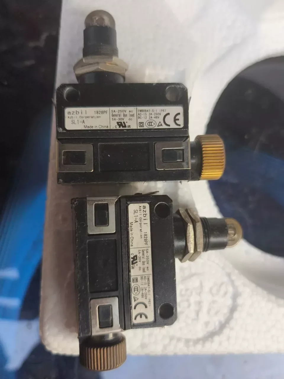 Azbil SL1-A Industrial Sensor product photo 1
