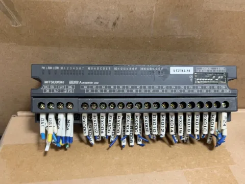 Mitsubishi Electric AJ65SBTB1-32D I/O Module — product photo 29 of 50