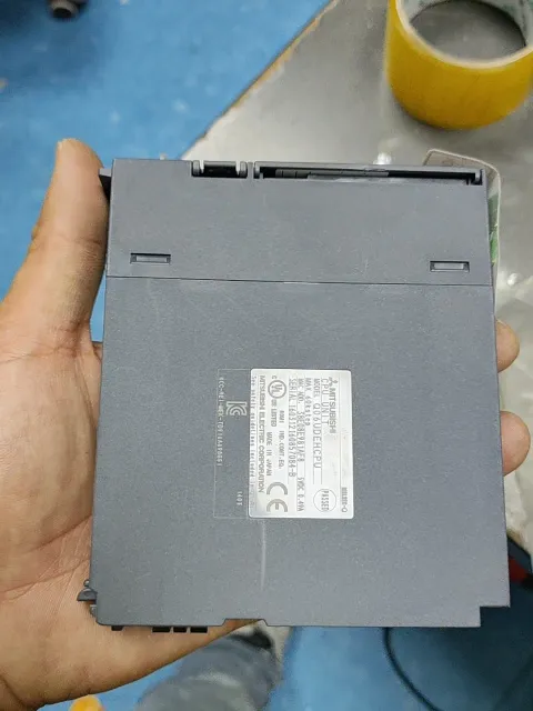 Mitsubishi Electric Q06UDEHCPU PLC Module — product photo 5 of 9