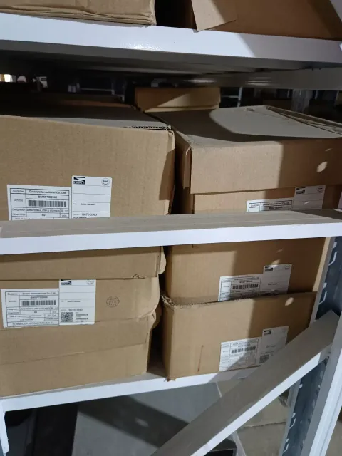 Schneider Electric BMXFTB2000 Industrial Automation Component — product photo 26 of 36