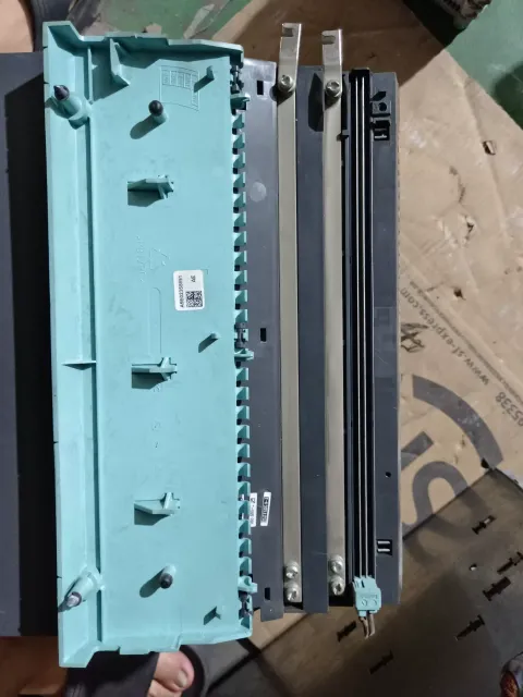 Siemens 6SL3120-1TE32-0AA4 Motor & Drive Component product photo 7