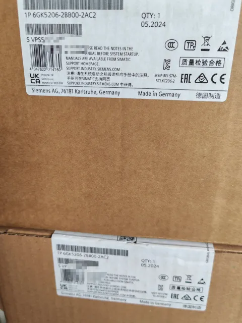 Siemens 6GK5206-2BB00-2AC2 Industrial Sensor product photo 1