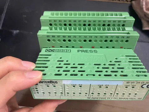 Phoenix Contact IB ST 24 DI 16/4 / 2754338 Industrial Automation Component product photo 3
