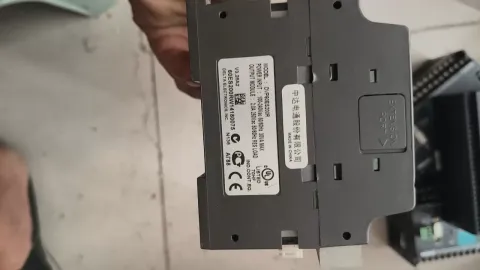 Delta DVP60ES200R PLC Module — product photo 4 of 28