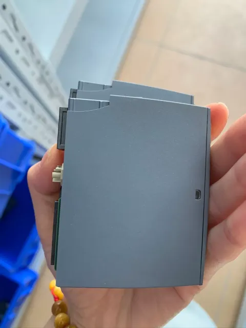 Siemens 6ES7134-6JD00-0CA1 Industrial Automation Component — product photo 6 of 10