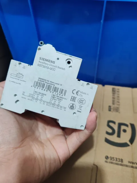 Siemens 5SY5263-7CC11 Industrial Automation Component product photo 3
