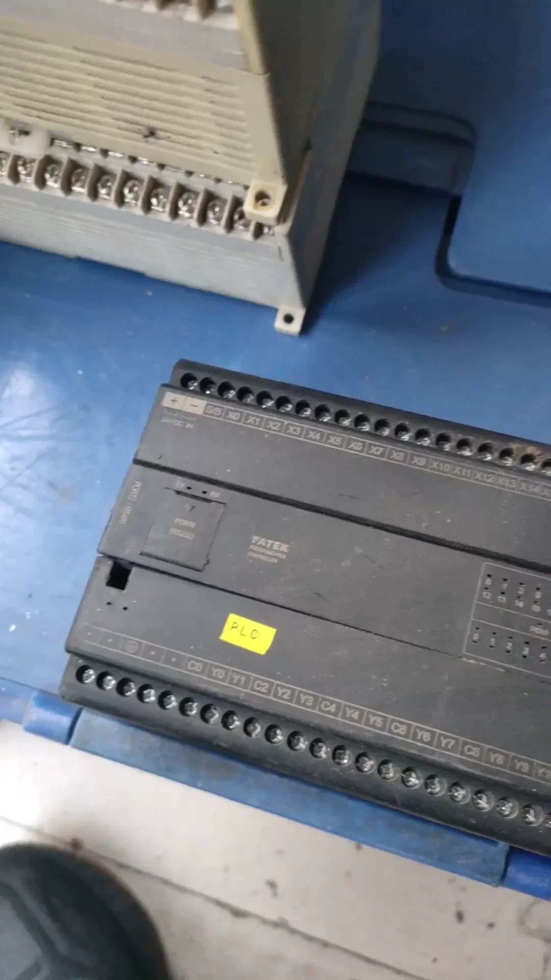 White Label B1-32MT25-D24 PLC Module product photo 1
