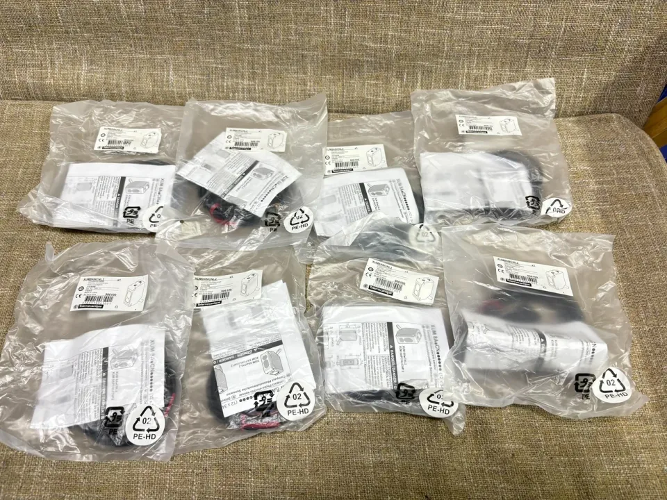 Unbranded Industrial XUM8ANCNL2 Industrial Sensor product photo 1
