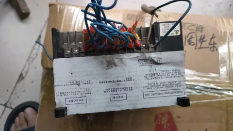 OMRON CP1E-E30DR-A V1.1 PLC Module — product photo 14 of 16