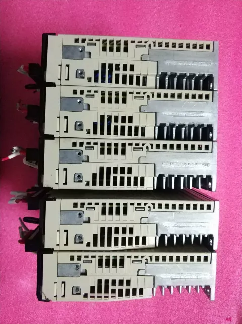 White Label SGDV-1R6A11B Motor & Drive Component product photo 2