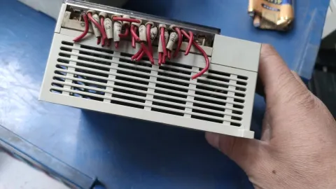XINJE XC1-32R-E PLC Module — product photo 4 of 16