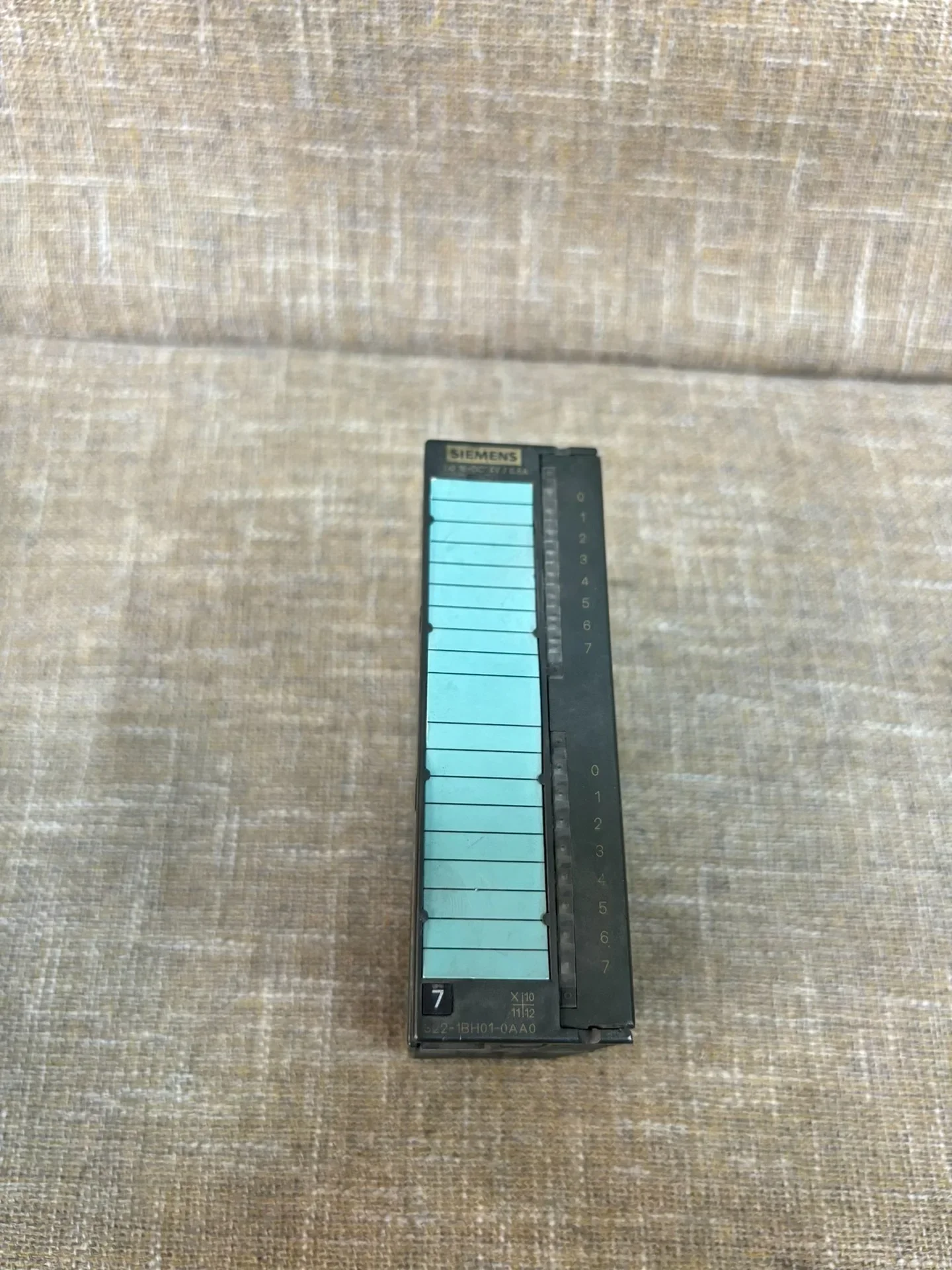 Siemens 6ES7 322-1BH01-0AA0 PLC Module product photo 1